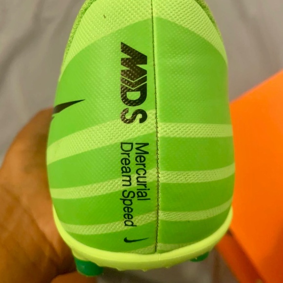 KIDS ZOOM VAPOR 15 ACADEMY MDS SOCCER CLEATS - Picture 3 of 6